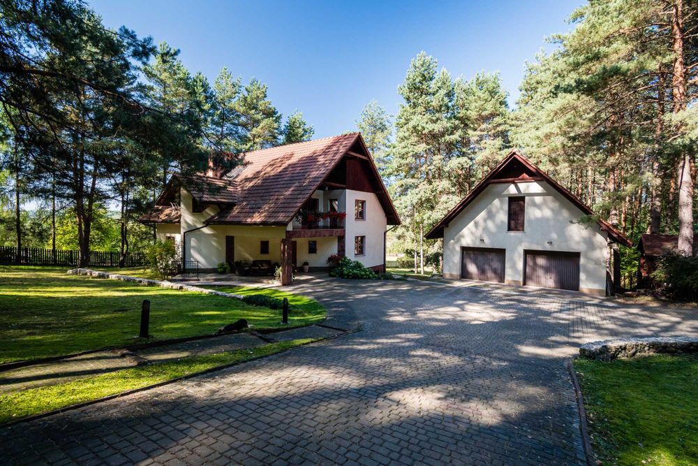 CHRZANÓW | 200 m2 | 43 ar | Garaż