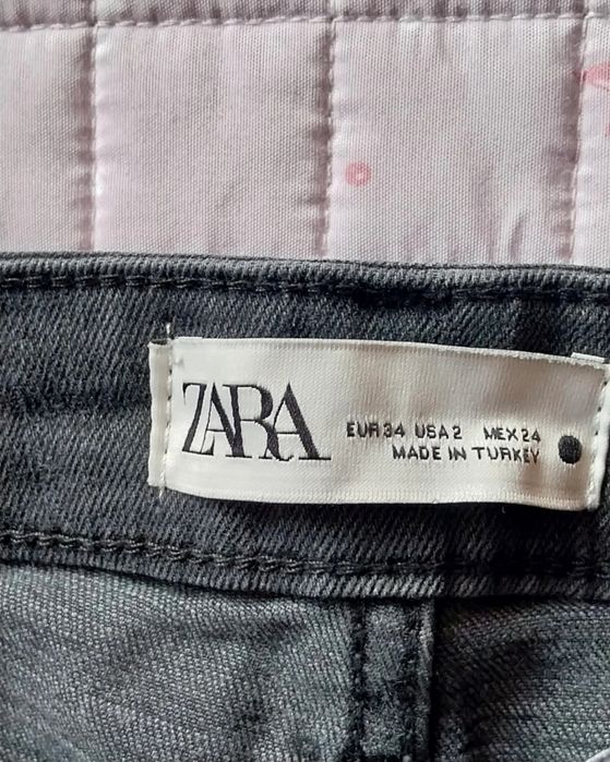 Jeans Zara | preto acinzentado | cinzento | Tamanho 34 | bom estado