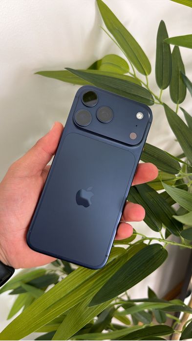 Iphone 17 Pro Max 256GB - Azul Escuro