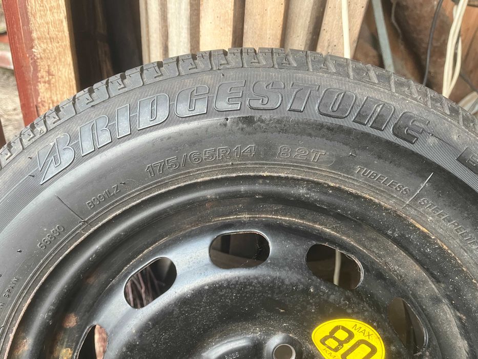 Запаска Bridgestone 175/65R14 на Ford Fusion 2002-2012 на диску
