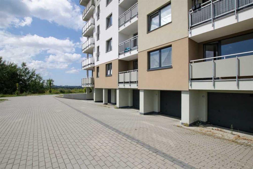 Garaż 21 m² do wynajęcia - Słupsk, ul. Kosynierów Gdyńskich - Więcej
