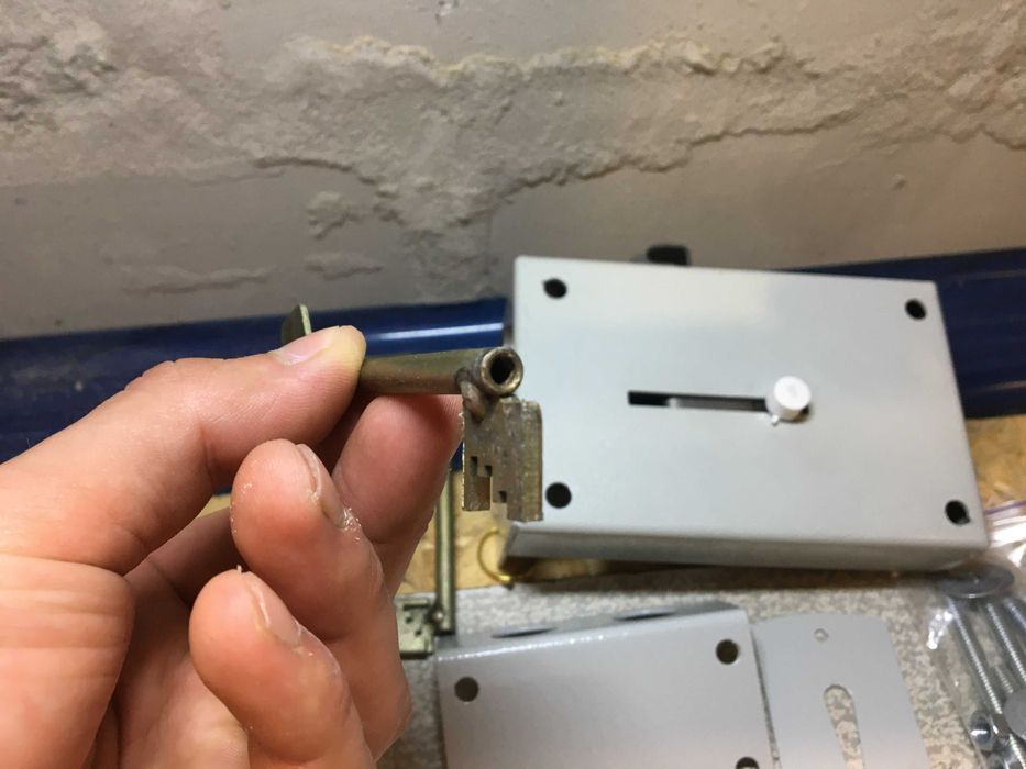 Накладний замок Жовтоводський посилено 3 кл.