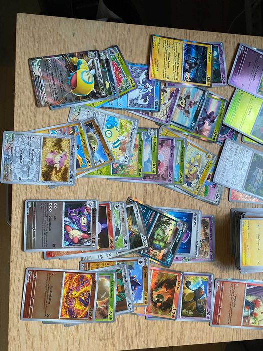 Pokemon TCG Zestaw Kart Holo Reverse + Bulk + Kody