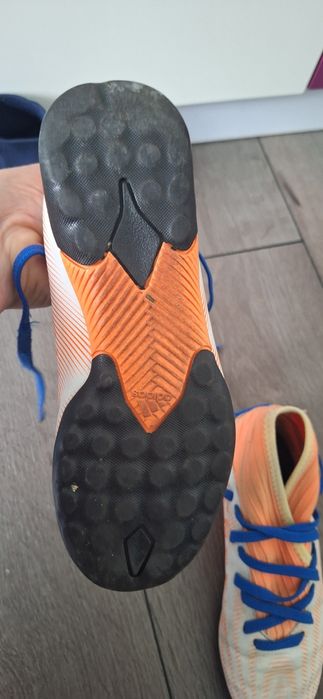 Adidas nemeziz 33 buty do pilki turfy