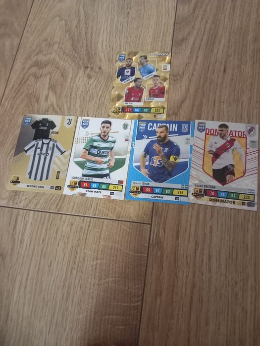 Karty piłkarskie panini 2023