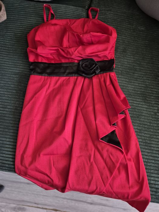 Elegancka sukienka