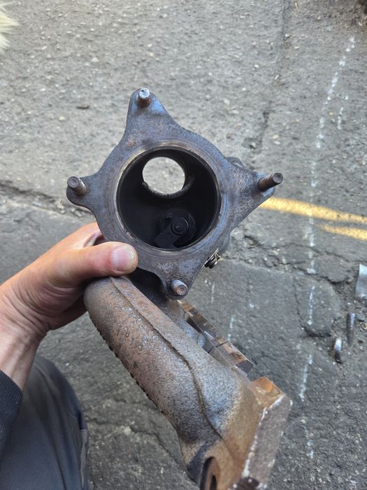 Kolektor wydechowy audi a3 8p 1.8 tfsi