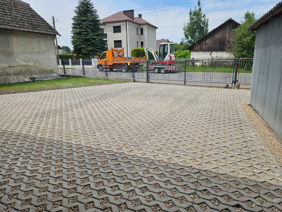 Usługi Minikoparka Koparka Roboty ziemne Wykopy Utwardzanie Równanie