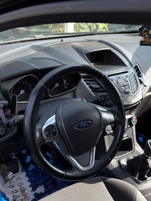 Ford Fiesta mk7   1.0 80km