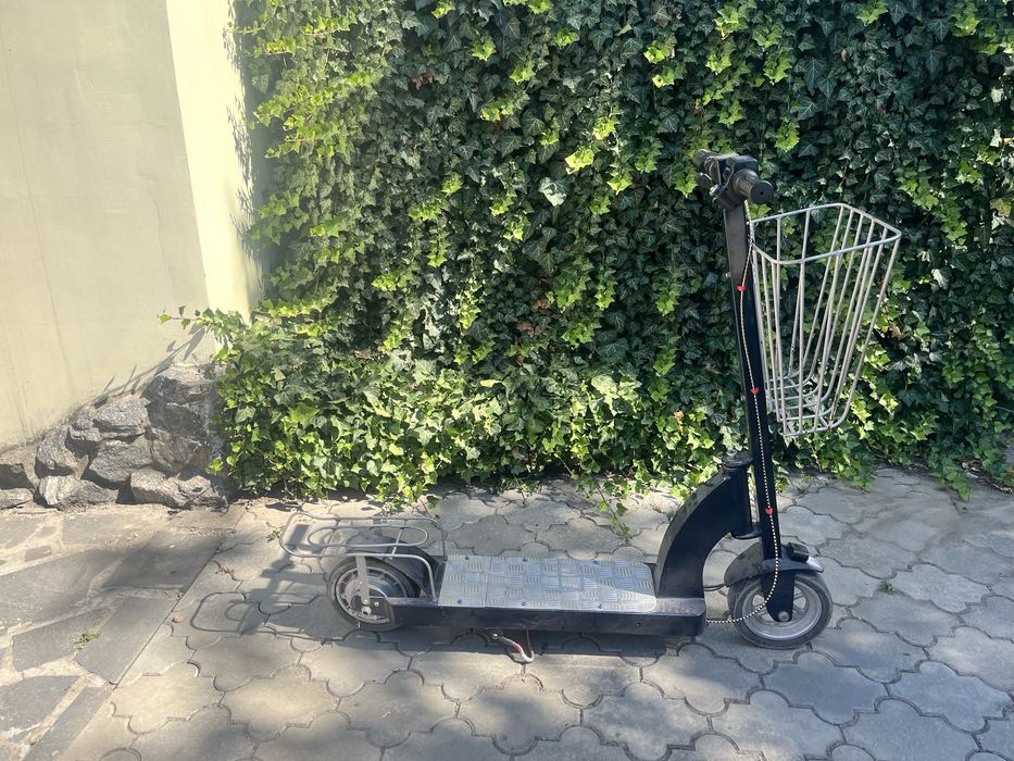 Продам два электросамоката