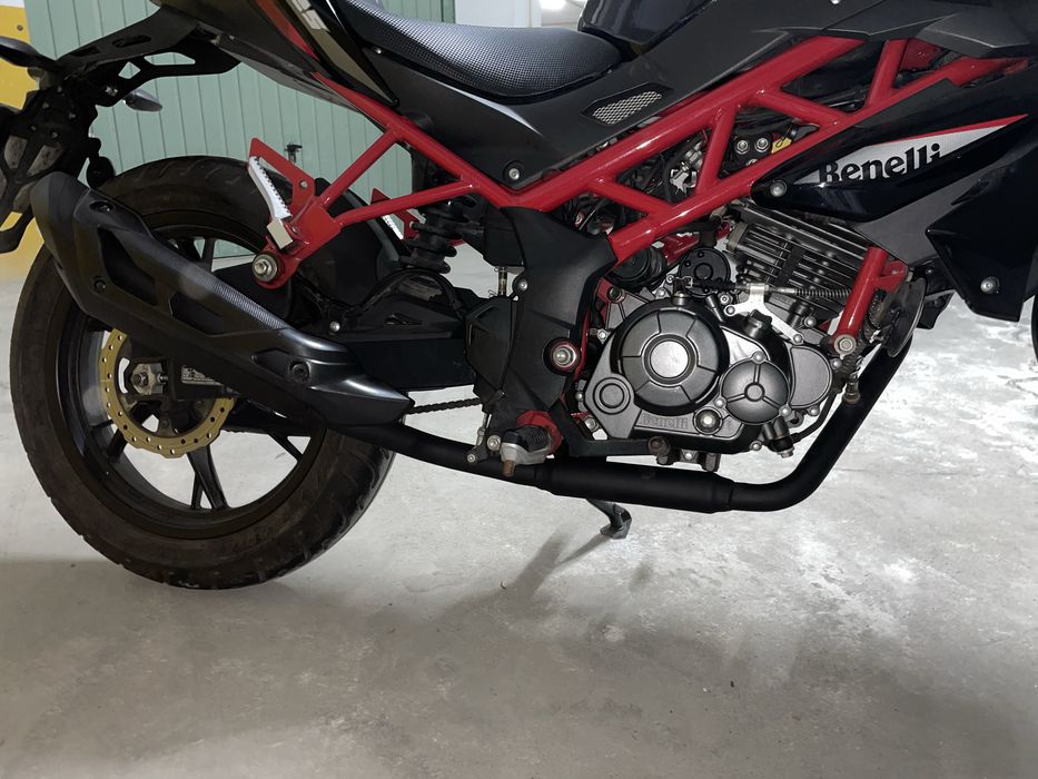 Benelli BN 125 | Todas as luzes LED | Extras