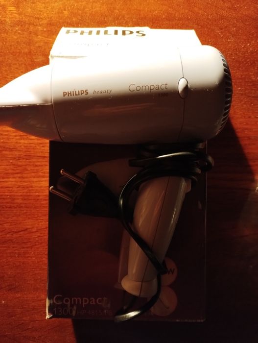 Фен для сушки волосся Philips