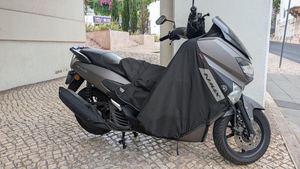 Manta / avental para Yamaha Nmax modelo de 2020