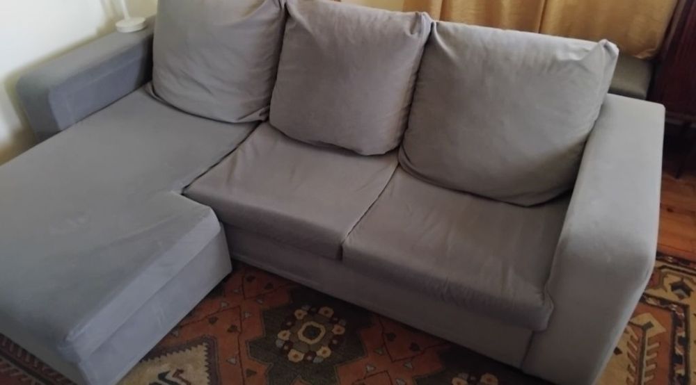 Sofá com Chaise Longue