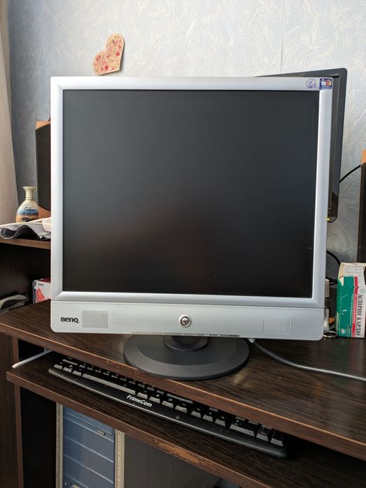 Монитор Benq, 17'', с динамиками, 2005г