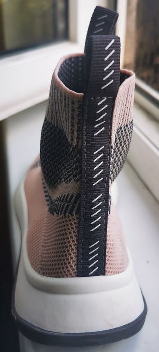 Buty Bershka rozmiar 37 cm