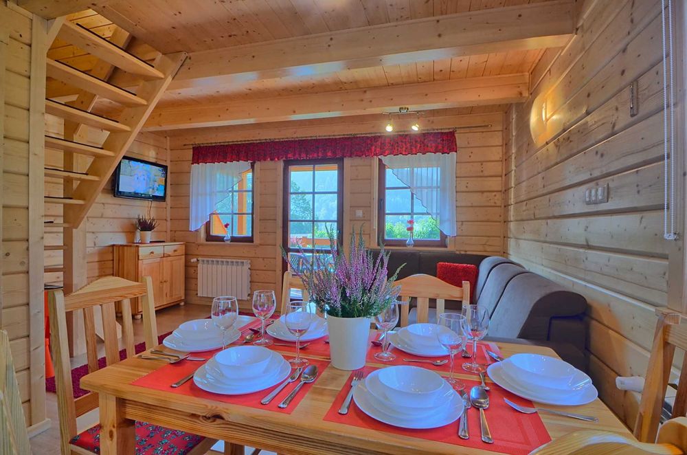 DOMKI NA WCZASOWEJ :)apartament domek Szczyrk jacuzzi  sauna centrum