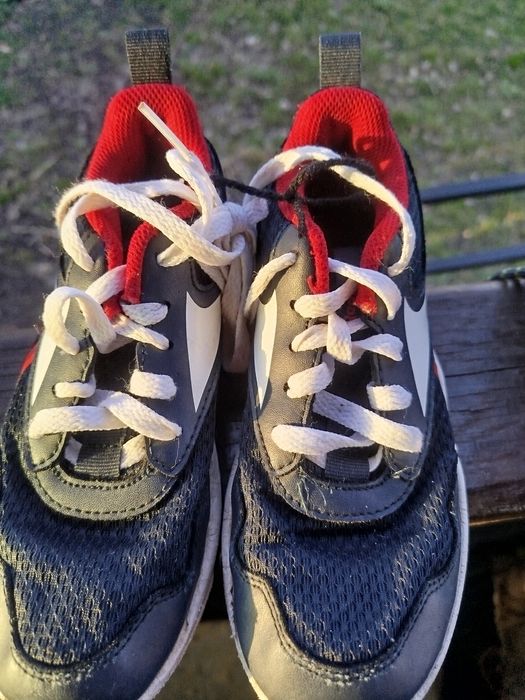 Продам взуття  від 32 розміру -33