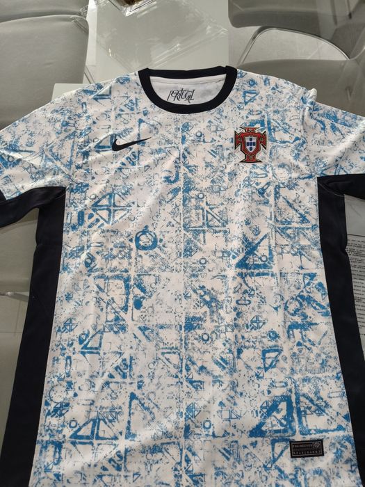 Camisola alternativa da seleção nacional de Portugal