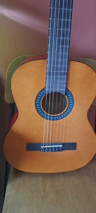 Gitara akustyczna, mała