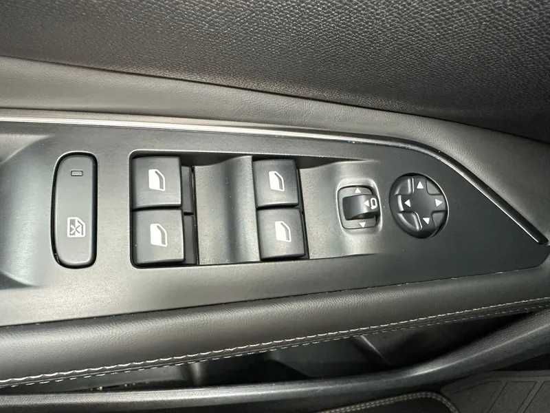 Peugeot 3008 1.6 Hdi 120 cv