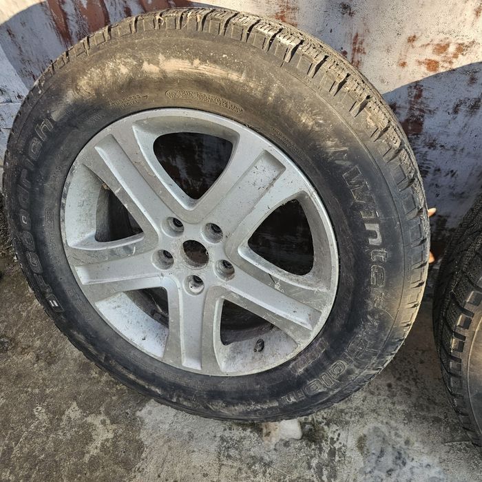 225 65 r17, 5x114 grand vitara