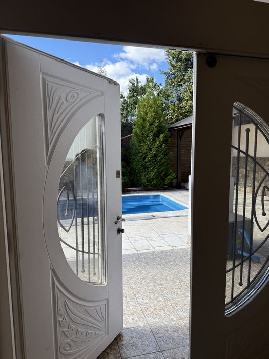 Аренда шикарного дома на Звиренецкой,Печерск,Посольства,бассейн,камин