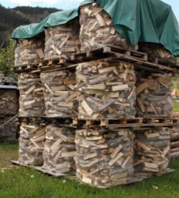 Lenha de pinho seca 35€ o metro cubico