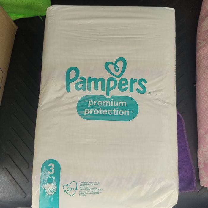 Підгузники Pampers premium 3 68 шт. Німеччина