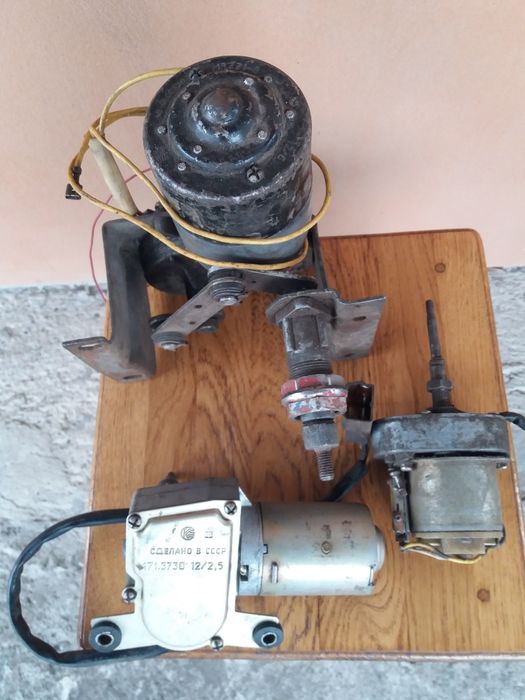 Моторедуктор склоочисника автобуса ЛАЗ і не тільки.