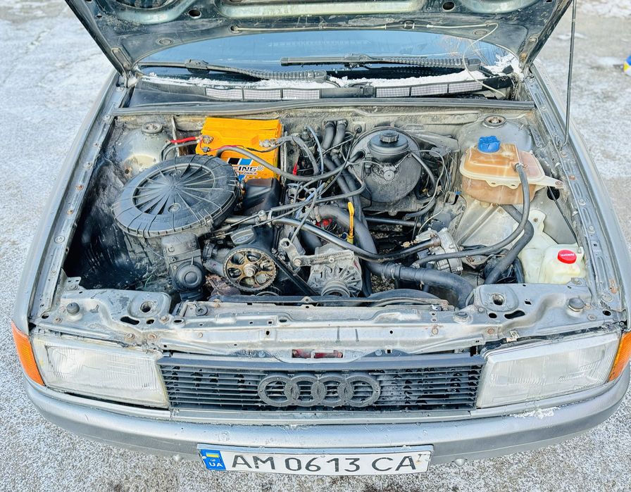 Продам Audi 80 Б3 1.8 Карбюратор Газ/Бензин