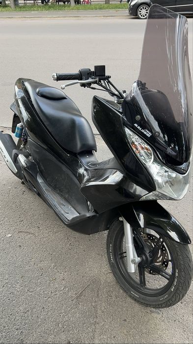 Продам Honda pcx 125