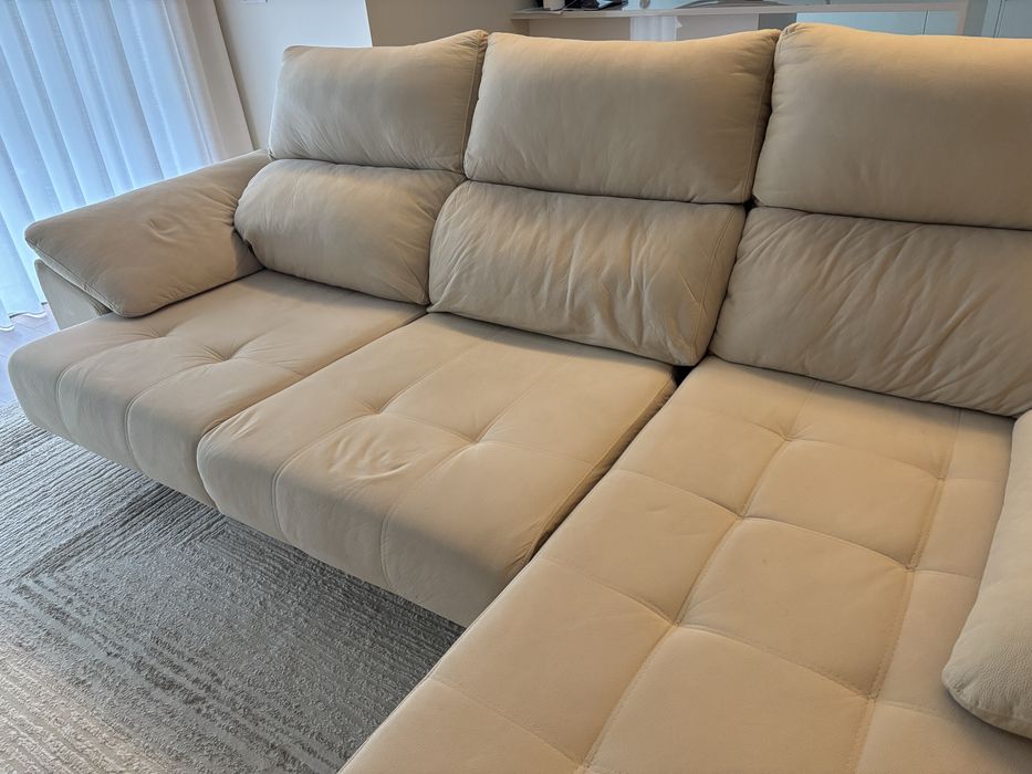 Sofa 3 lugares com chaise longue