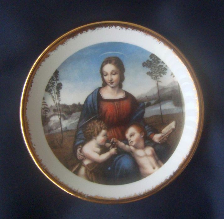 d- Small decorative items64584332441346121