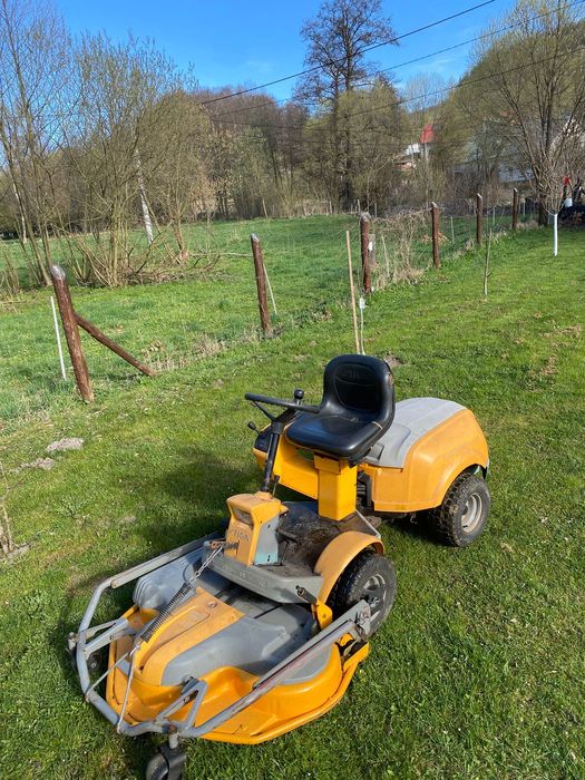 Stiga Park Residence 4WD Traktorek Silnik Honda