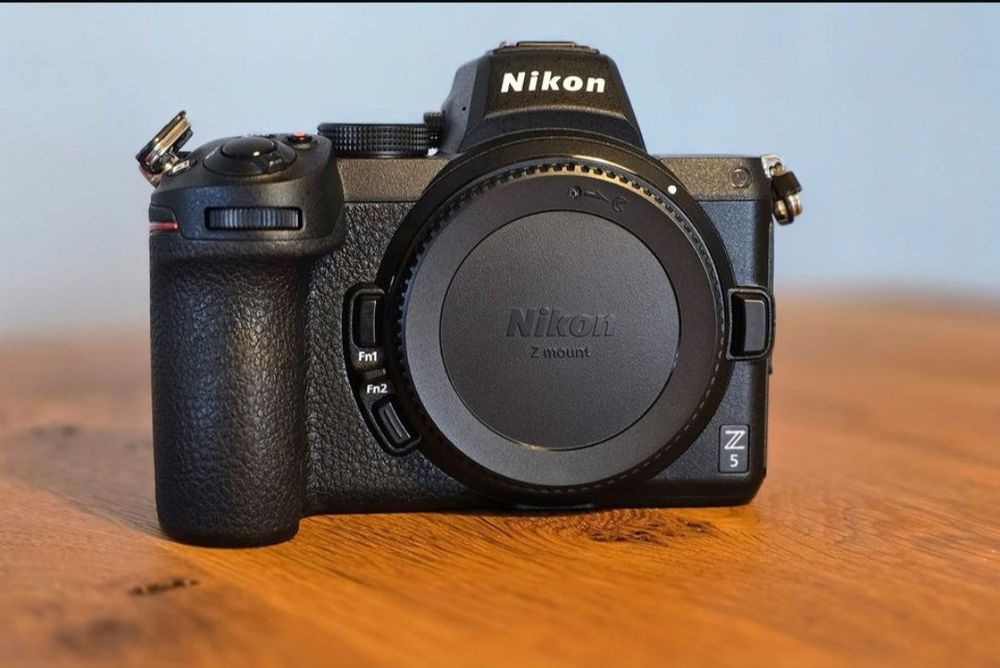 Nikon z5 Top Polecam