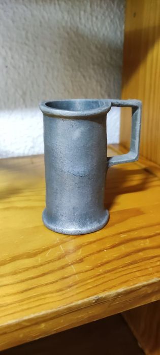 Conjunto decorativo antigo em estanho