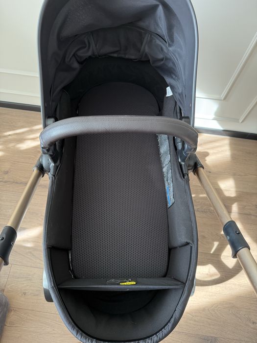 Коляска Mima Xari Max 2 в 1 Champagne Black