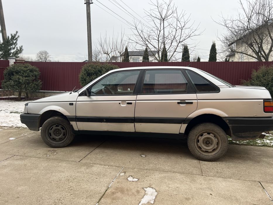 Продам.  пасат. б3.  находу