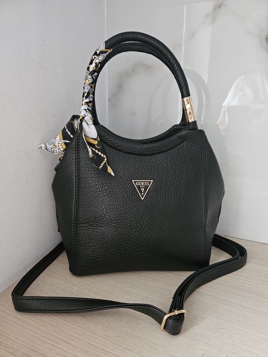 Damska torebka guess