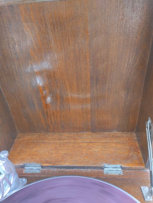 кабінетний граммофон