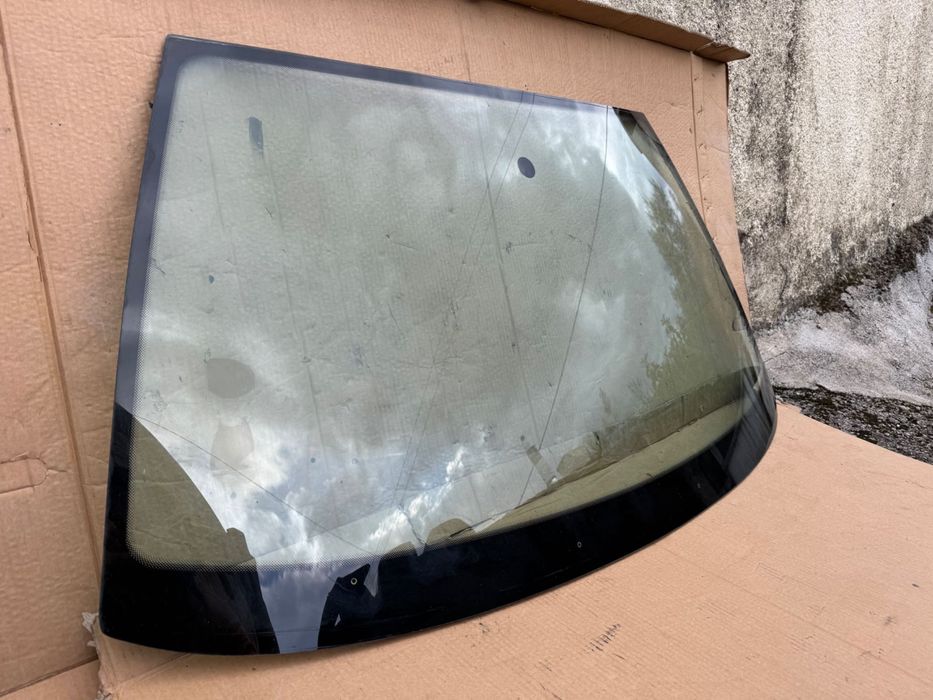 Vidro para brisas frontal Golf 3