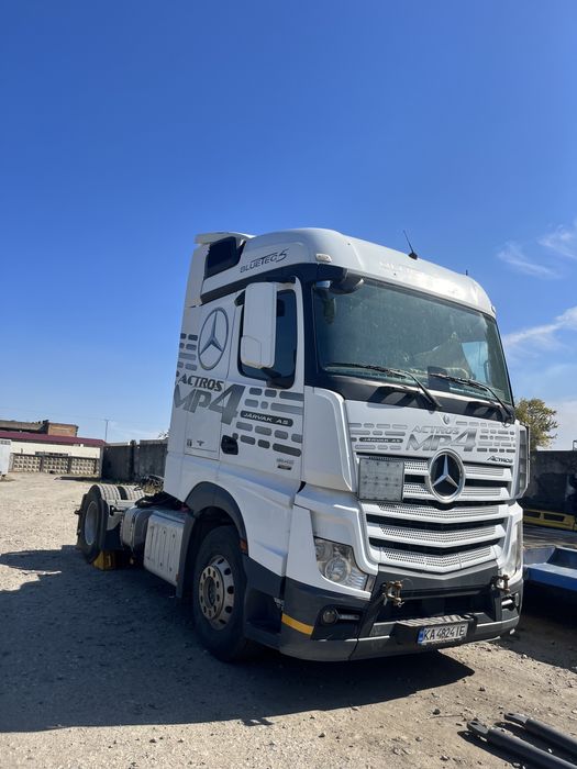 Кабіна мерседес актрос мп4