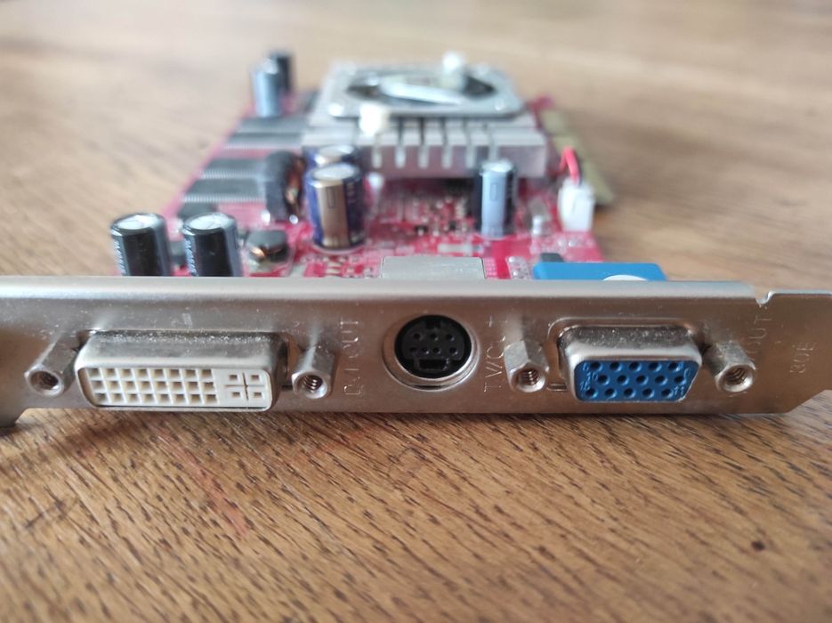 XpertVision GeForce FX5500 AGP-8 256 MB