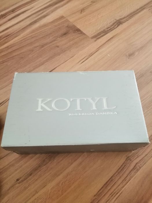 Kotyl czółenka damskie skórzane 38