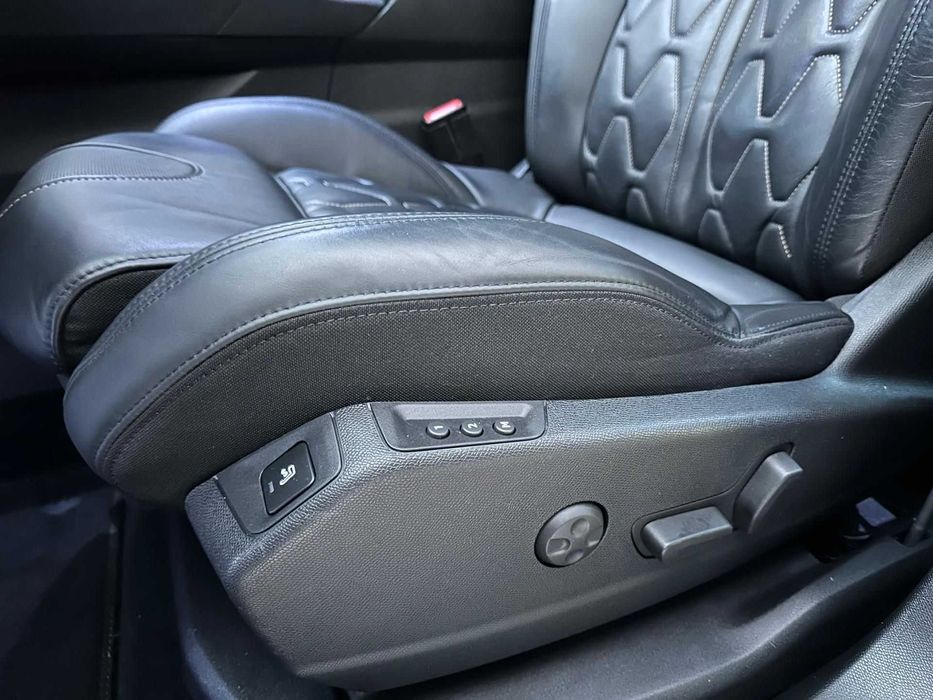 Peugeot 3008 1.6 Blue HDI  GT Line