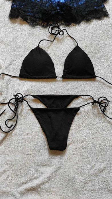 Новый купальник размер S (42-44). Супер крутой !