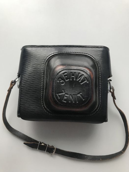 Фотоапарат Zenit-E Зеніт-Е Зенит-Е у шкіряному чохлі