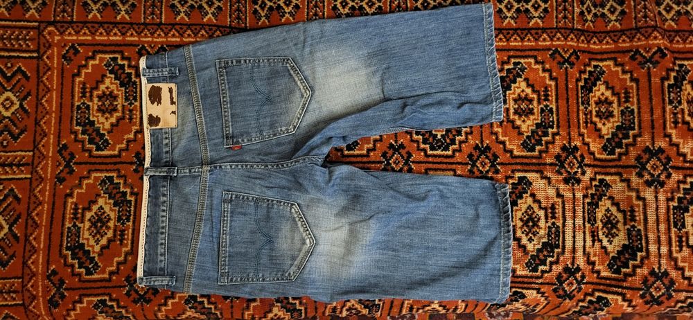 Продам шорти AGER (розмір W30)