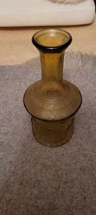 Stara szklana karafka wys. 21 cm.